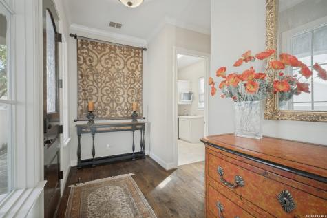 321 E Sunset Road San Antonio TX 78209