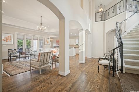 321 E Sunset Road San Antonio TX 78209