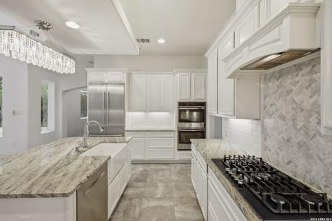 11106 Caliza Bluff Boerne TX 78006