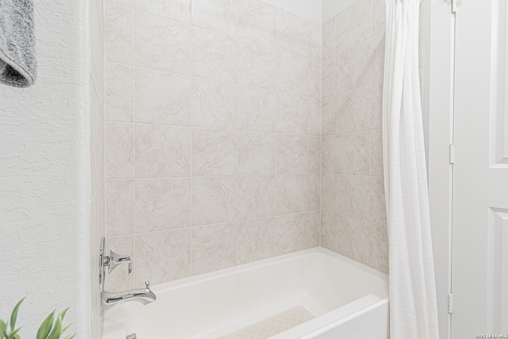 3839 Harry Wurzbach Road #10 San Antonio TX 78209