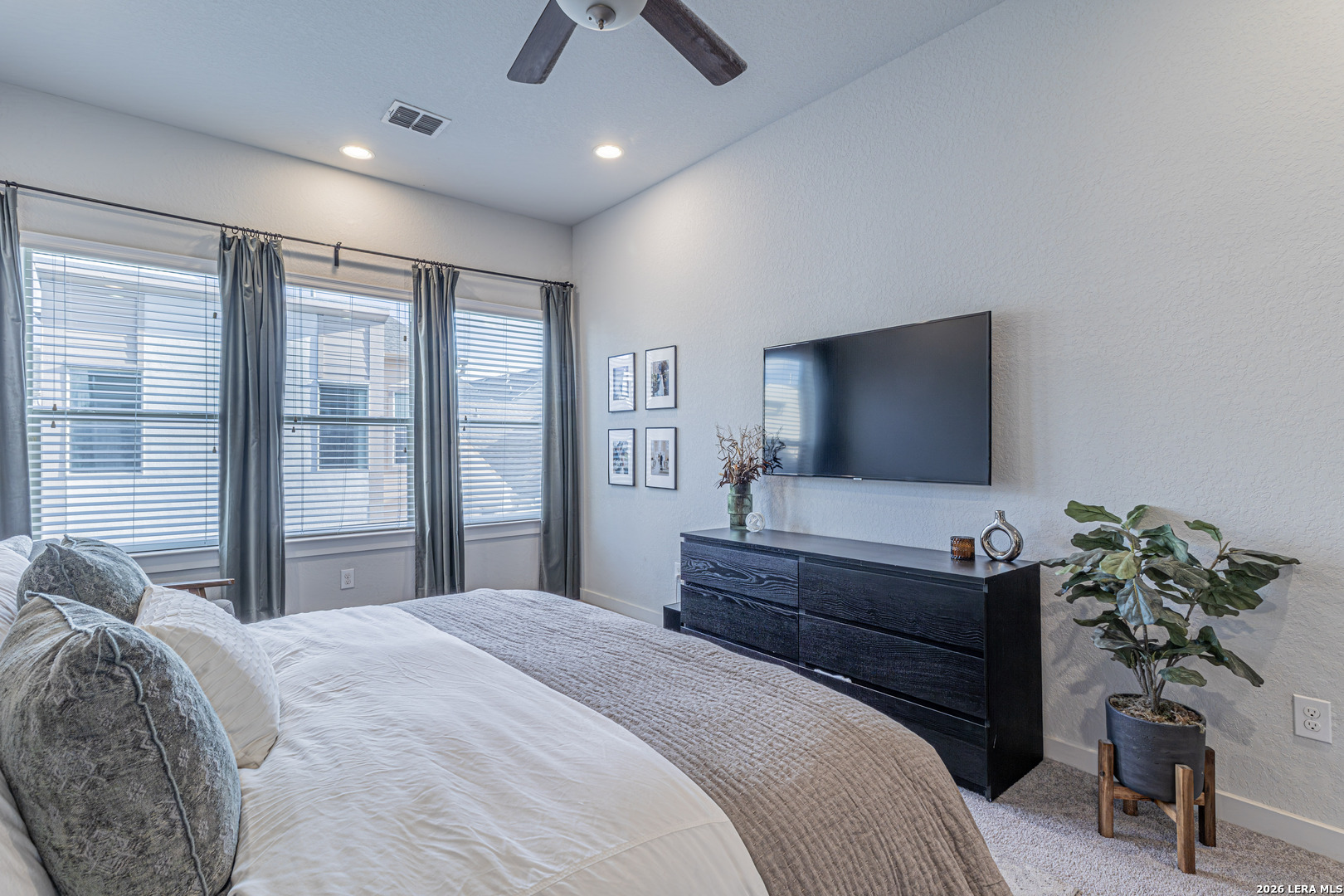 3839 Harry Wurzbach Road #10 San Antonio TX 78209