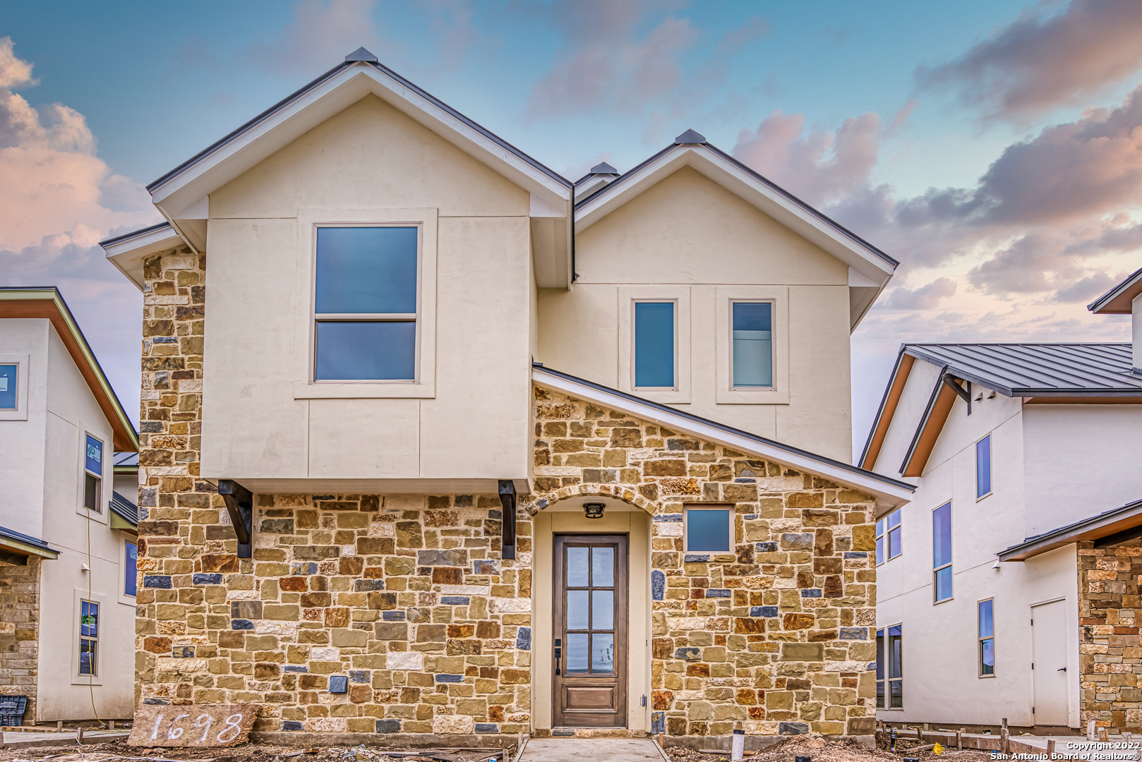 1698 Gruene Vineyard Crossing New Braunfels TX 78130