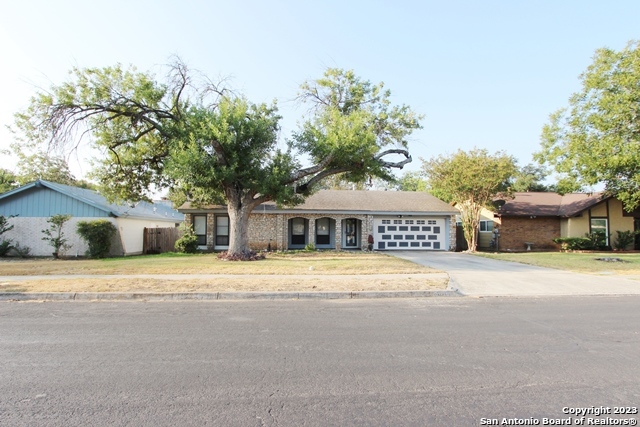 5014 Las Campanas Street San Antonio TX 78233