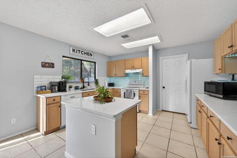 9718 Alexa Place San Antonio TX 78251