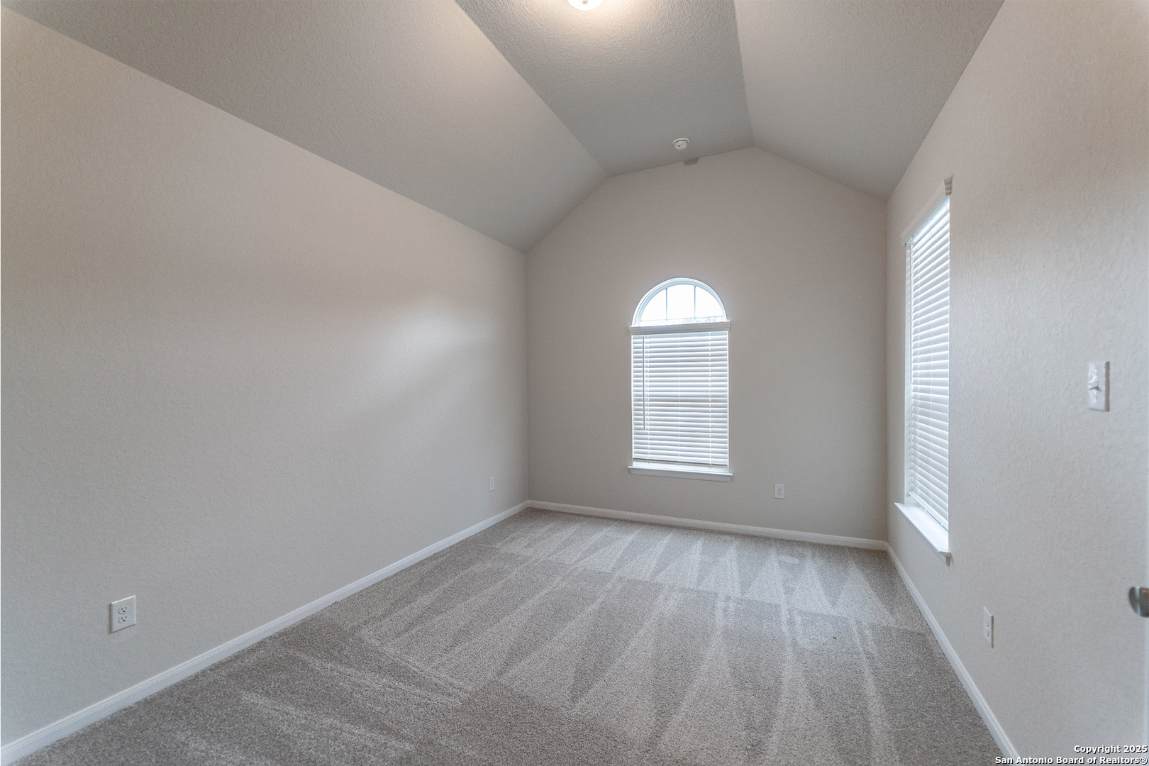 175 Hazel Way Mico TX 78066