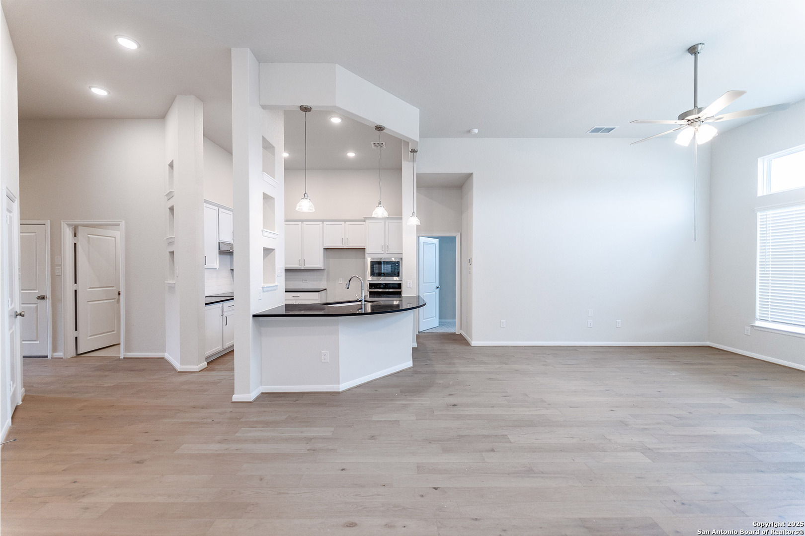 175 Hazel Way Mico TX 78066