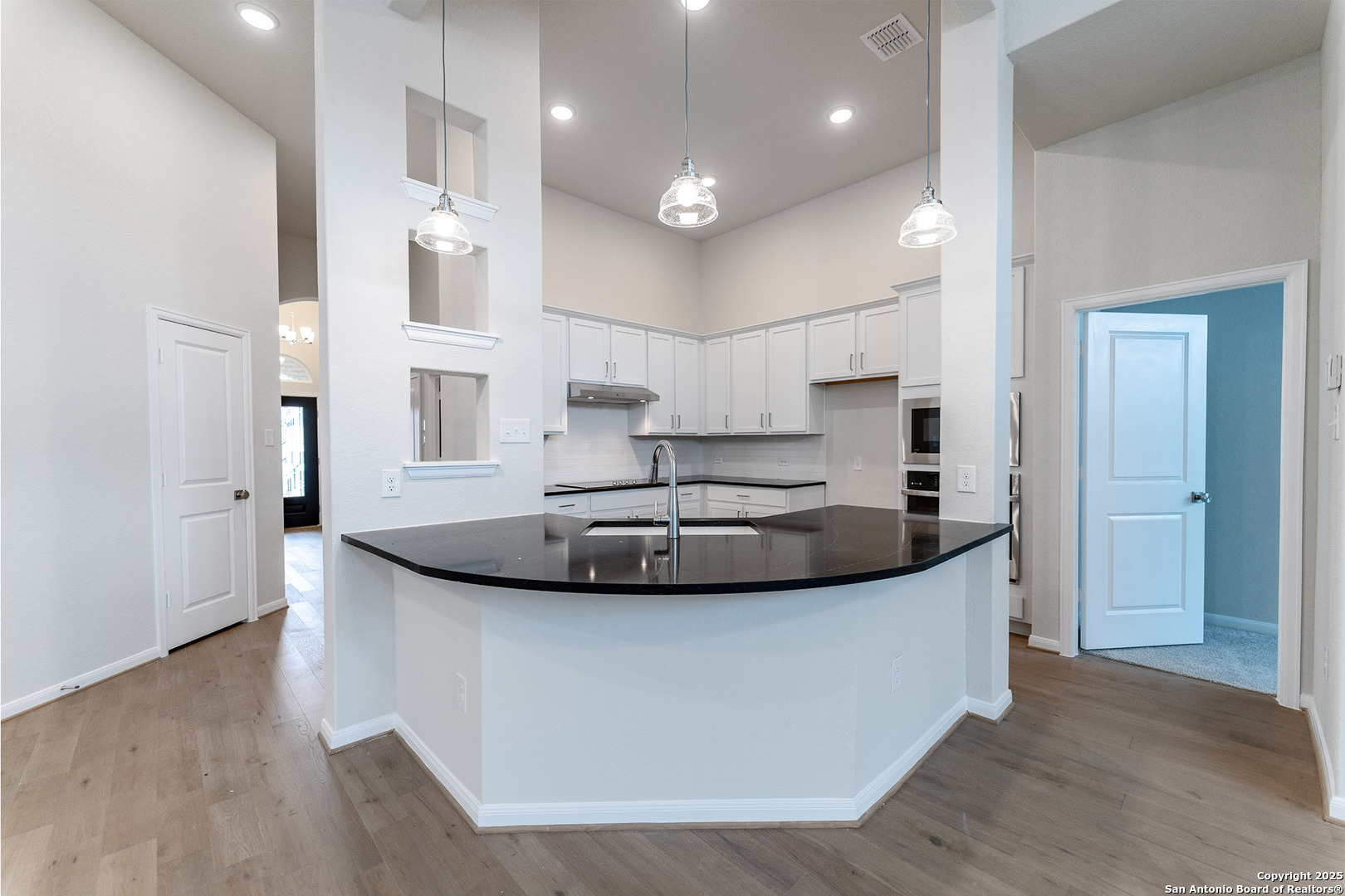 175 Hazel Way Mico TX 78066