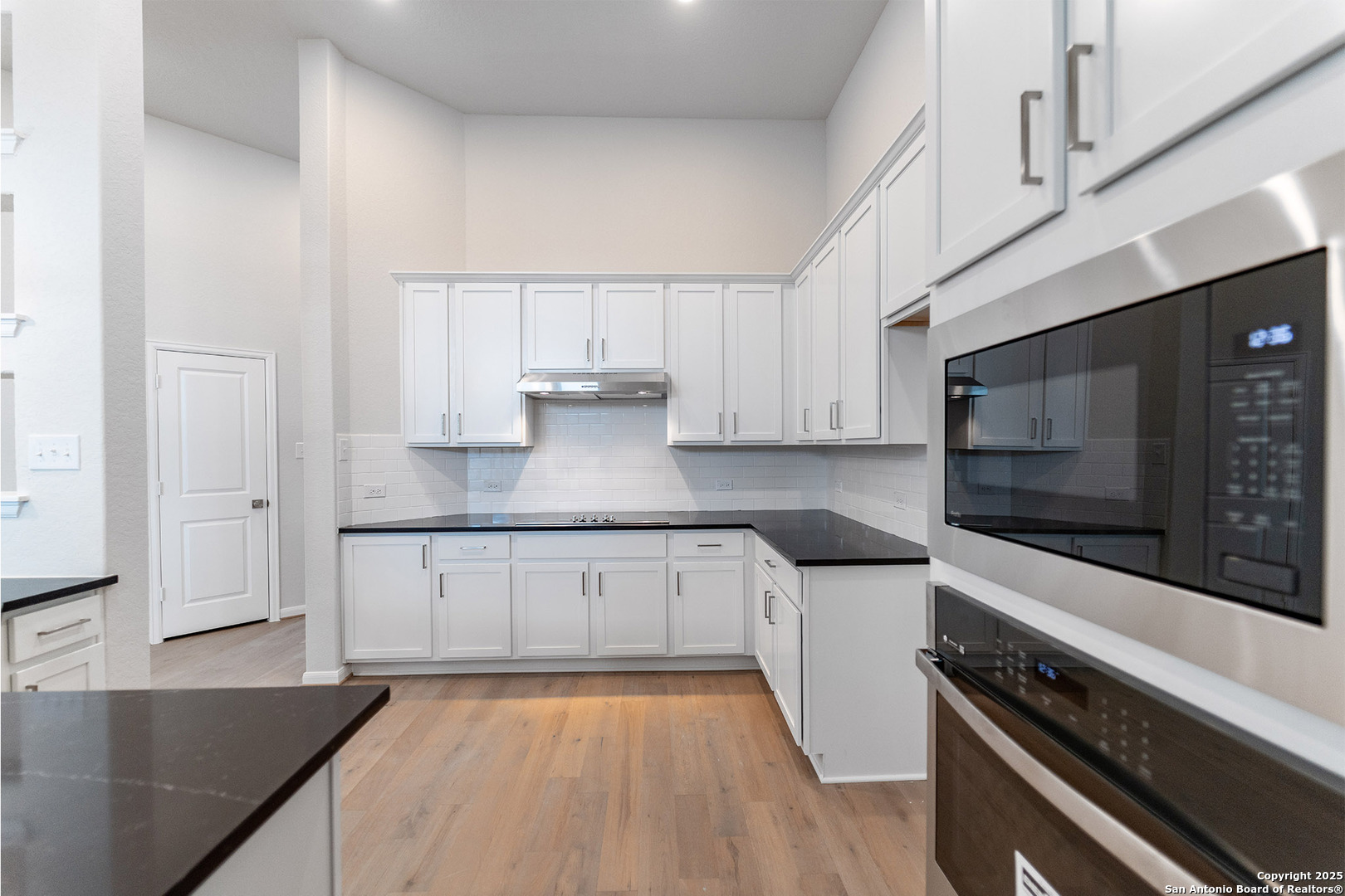 175 Hazel Way Mico TX 78066