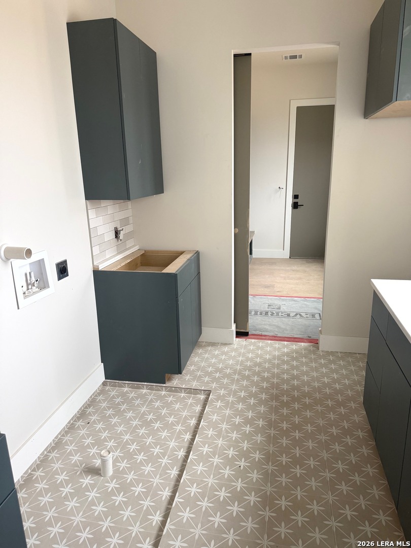 9651 Lenox Hill San Antonio TX 78255