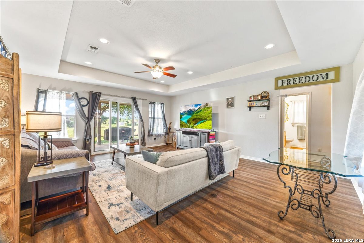155 Country Gardens La Vernia TX 78121