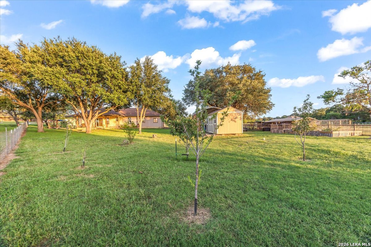 155 Country Gardens La Vernia TX 78121