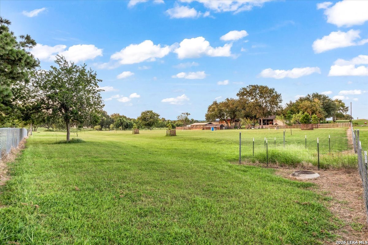 155 Country Gardens La Vernia TX 78121
