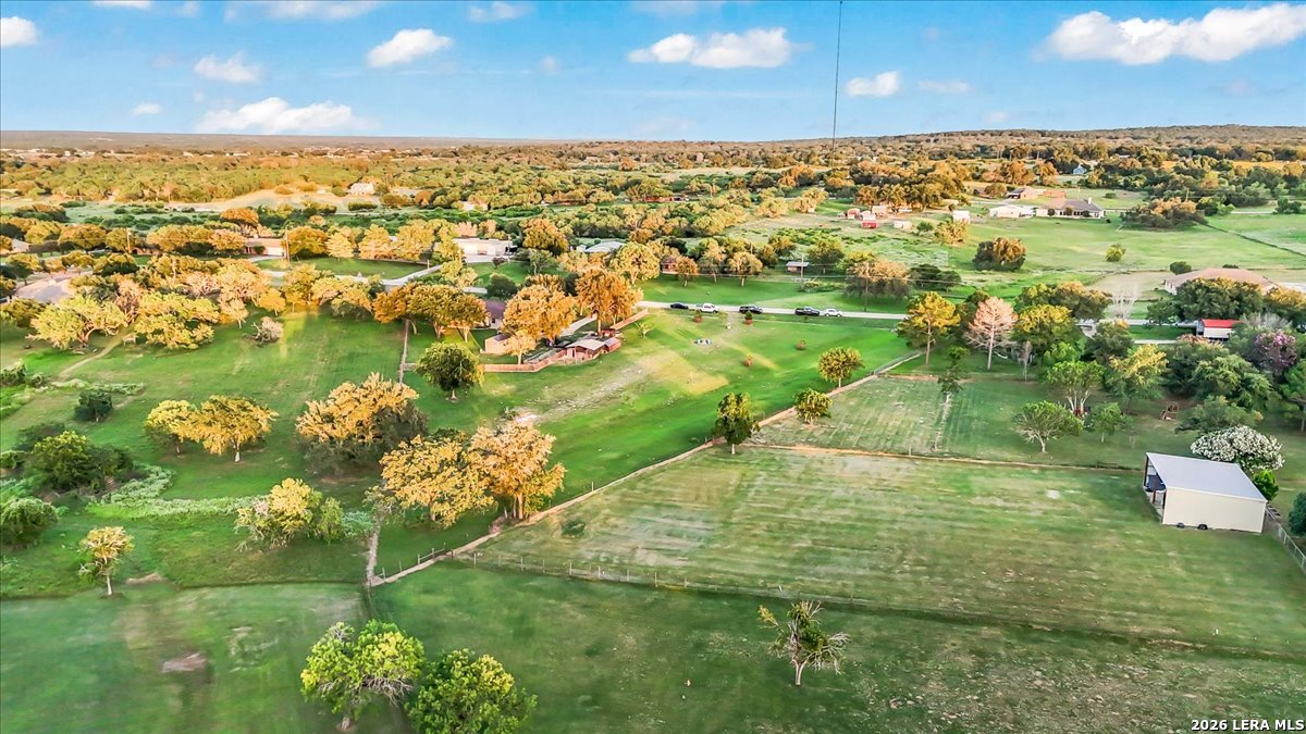 155 Country Gardens La Vernia TX 78121
