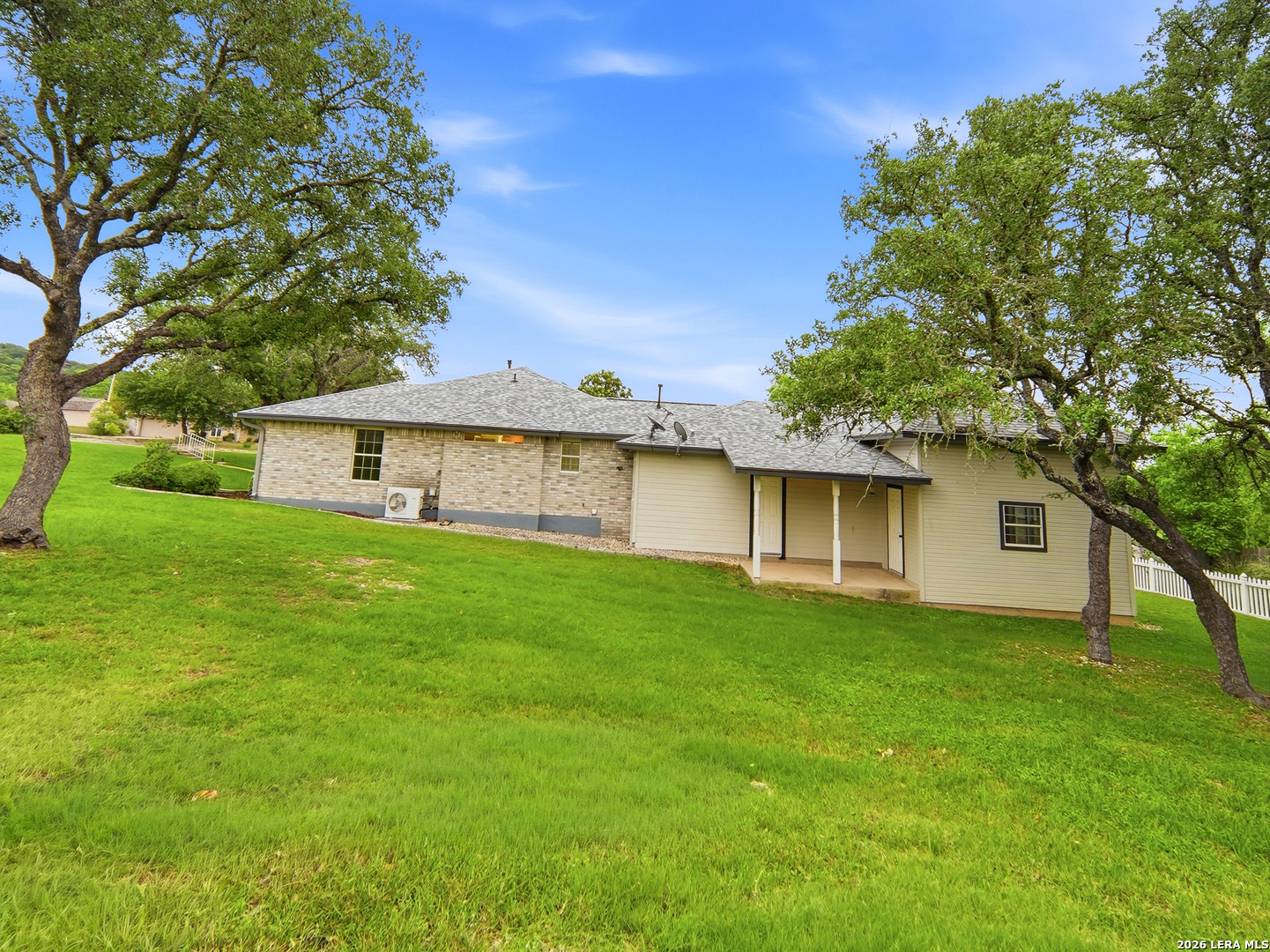 1701 Mountain Laurel Kerrville TX 78028