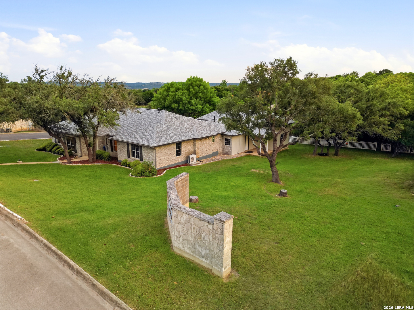 1701 Mountain Laurel Kerrville TX 78028