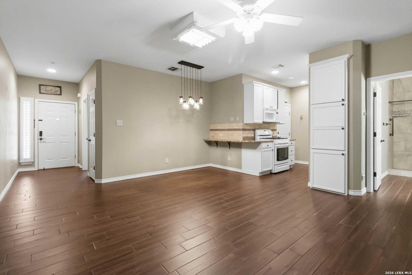 16746 Henderson Pass San Antonio TX 78232