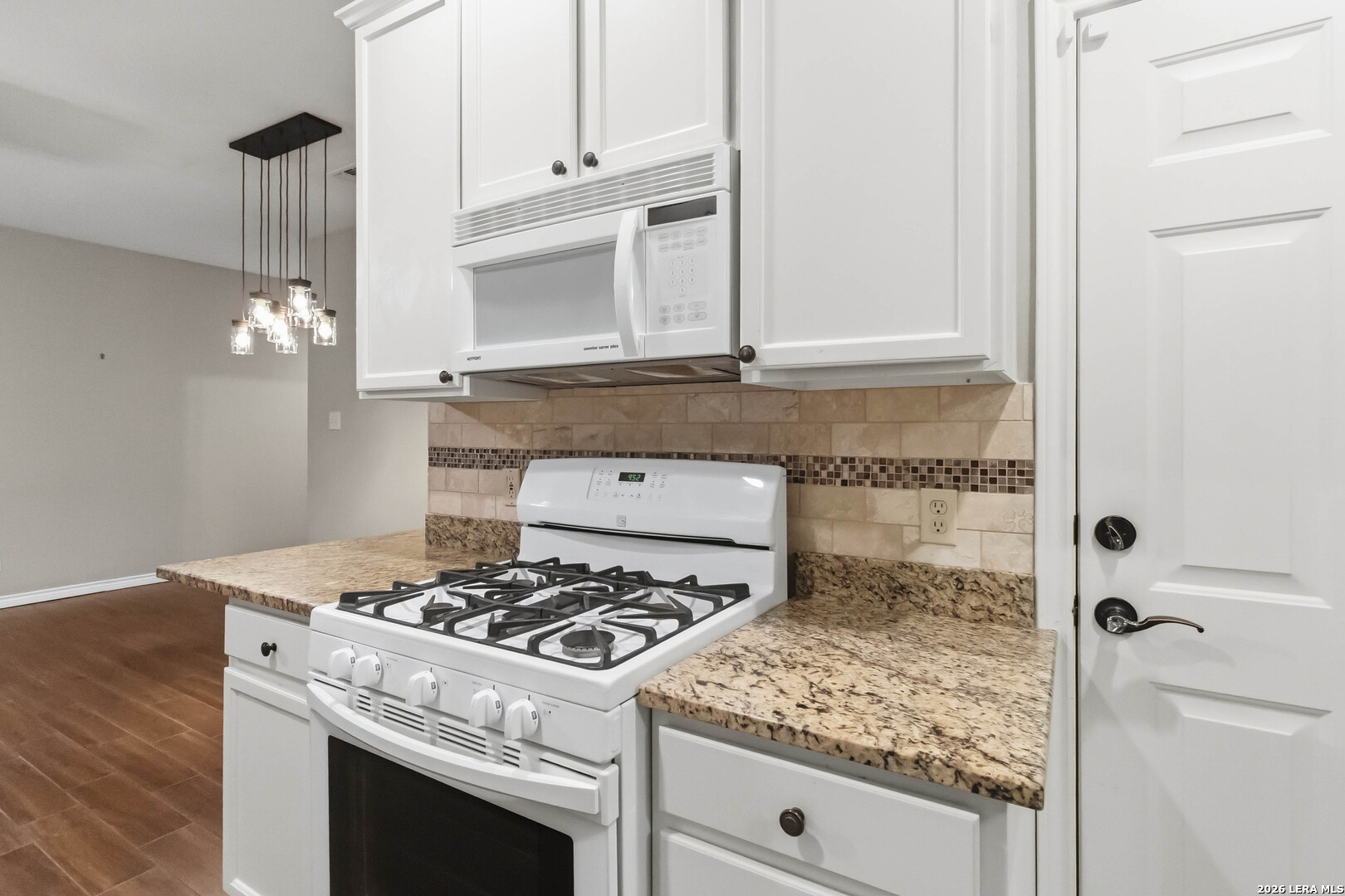 16746 Henderson Pass San Antonio TX 78232