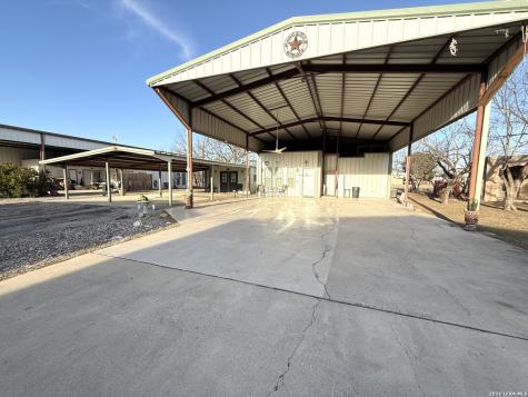 25 Cenizo Brackettville TX 78832