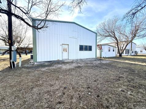 25 Cenizo Brackettville TX 78832
