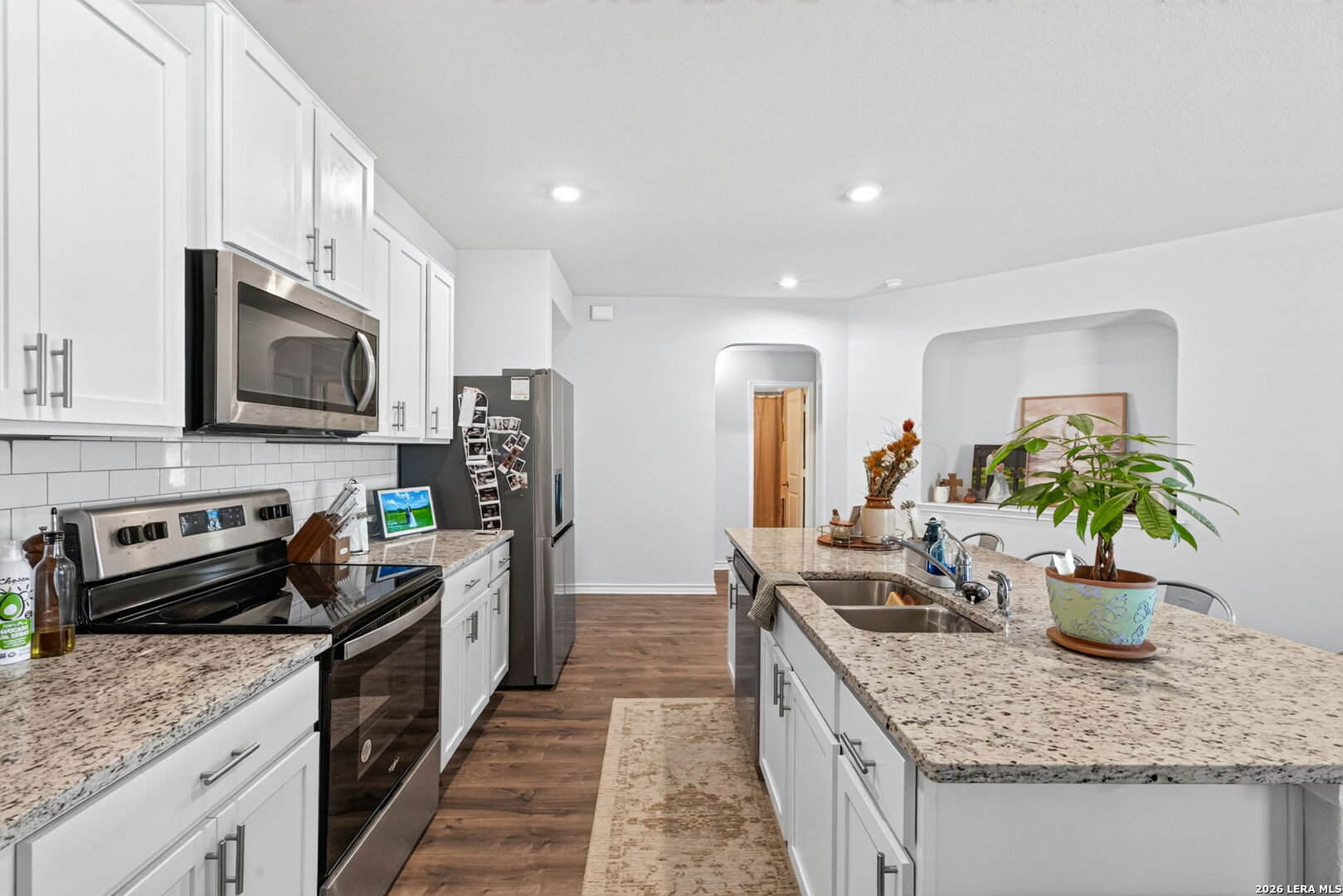 1733 Rocky Rise San Antonio TX 78245