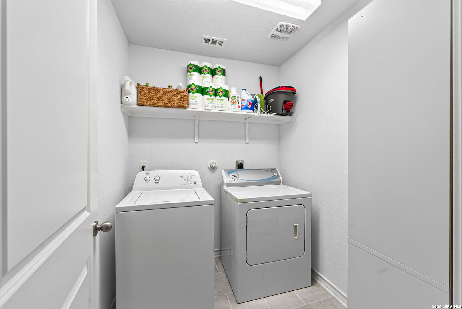 1733 Rocky Rise San Antonio TX 78245