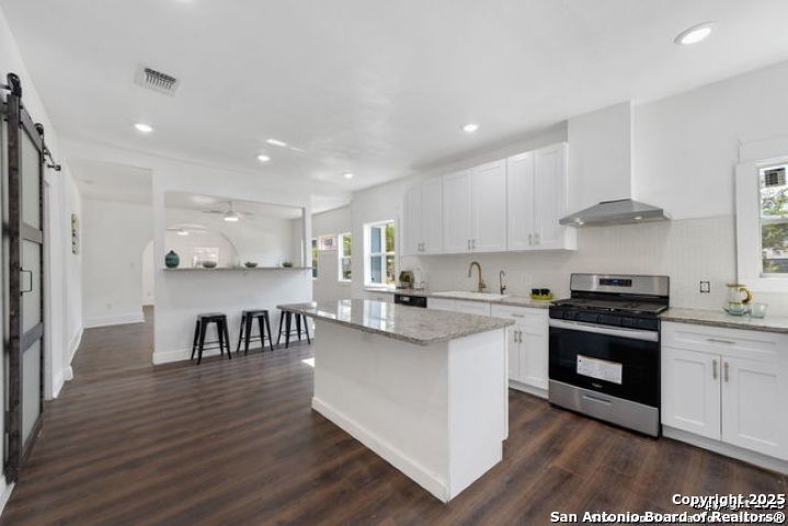 2802 Irwin San Antonio TX 78222