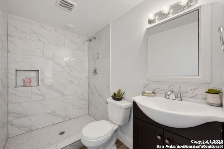 2802 Irwin San Antonio TX 78222