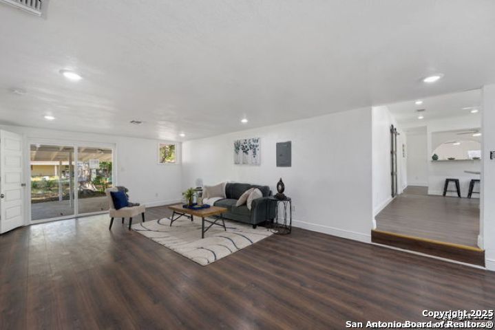 2802 Irwin San Antonio TX 78222