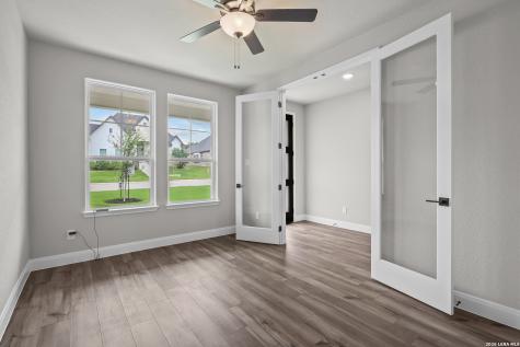 549 Englewood Lane Castroville TX 78009