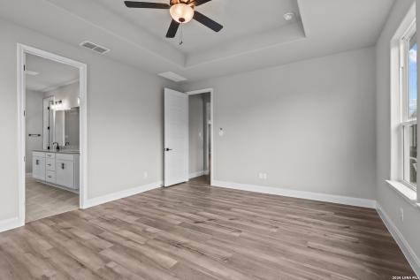 549 Englewood Lane Castroville TX 78009