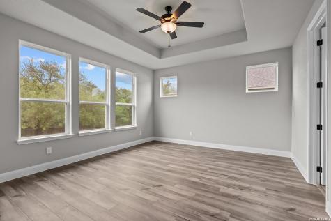 549 Englewood Lane Castroville TX 78009