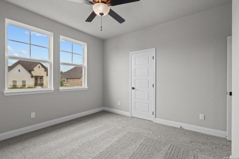 549 Englewood Lane Castroville TX 78009
