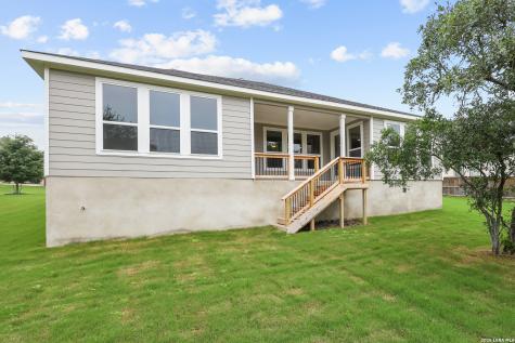 549 Englewood Lane Castroville TX 78009