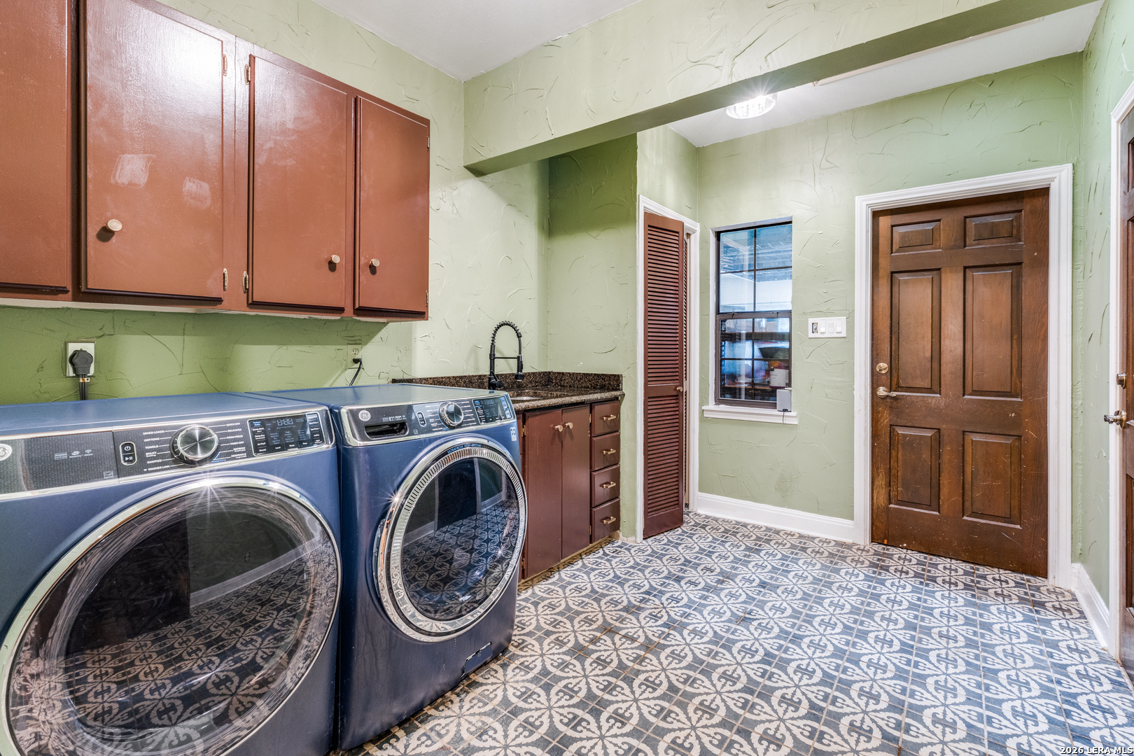 201 Chattington Court San Antonio TX 78213