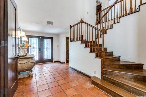 201 Chattington Court San Antonio TX 78213