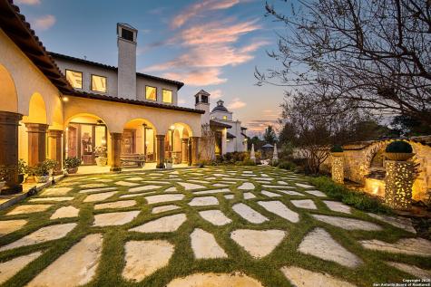 640 Terrell Terrell Hills TX 78209