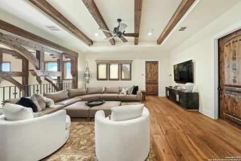 640 Terrell Terrell Hills TX 78209