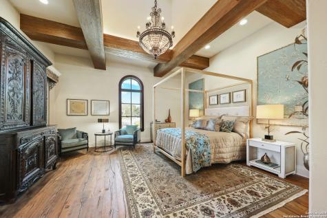 640 Terrell Terrell Hills TX 78209