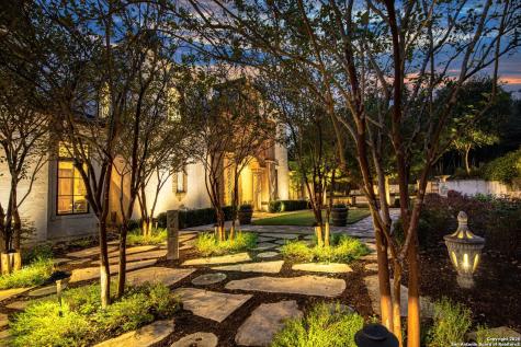 640 Terrell Terrell Hills TX 78209