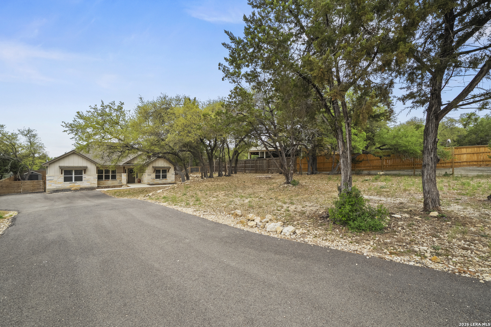 1885 Deer Run Canyon Lake TX 78133