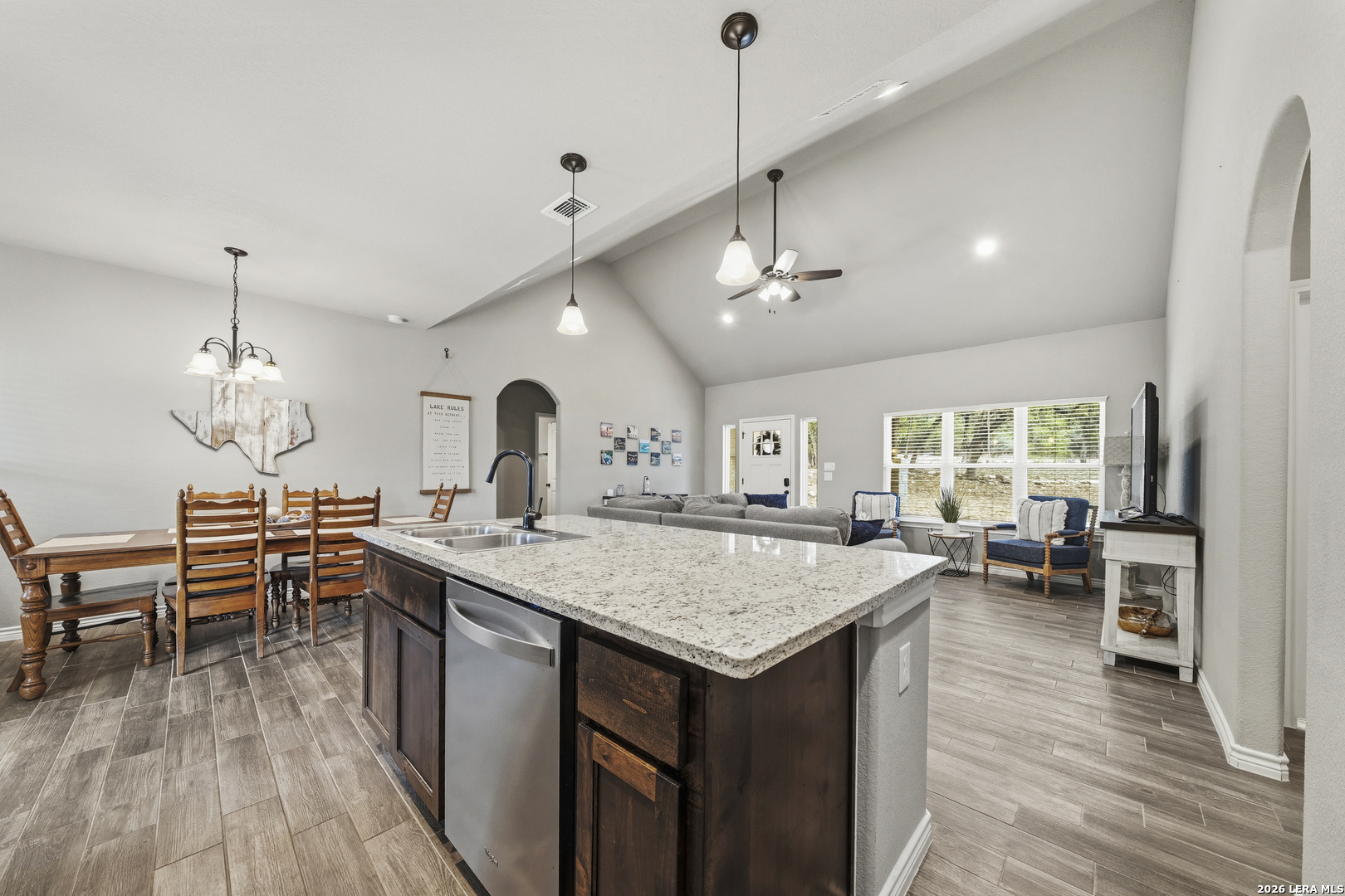 1885 Deer Run Canyon Lake TX 78133