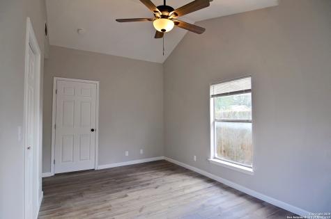 806 N Adams Street Beeville TX 78102