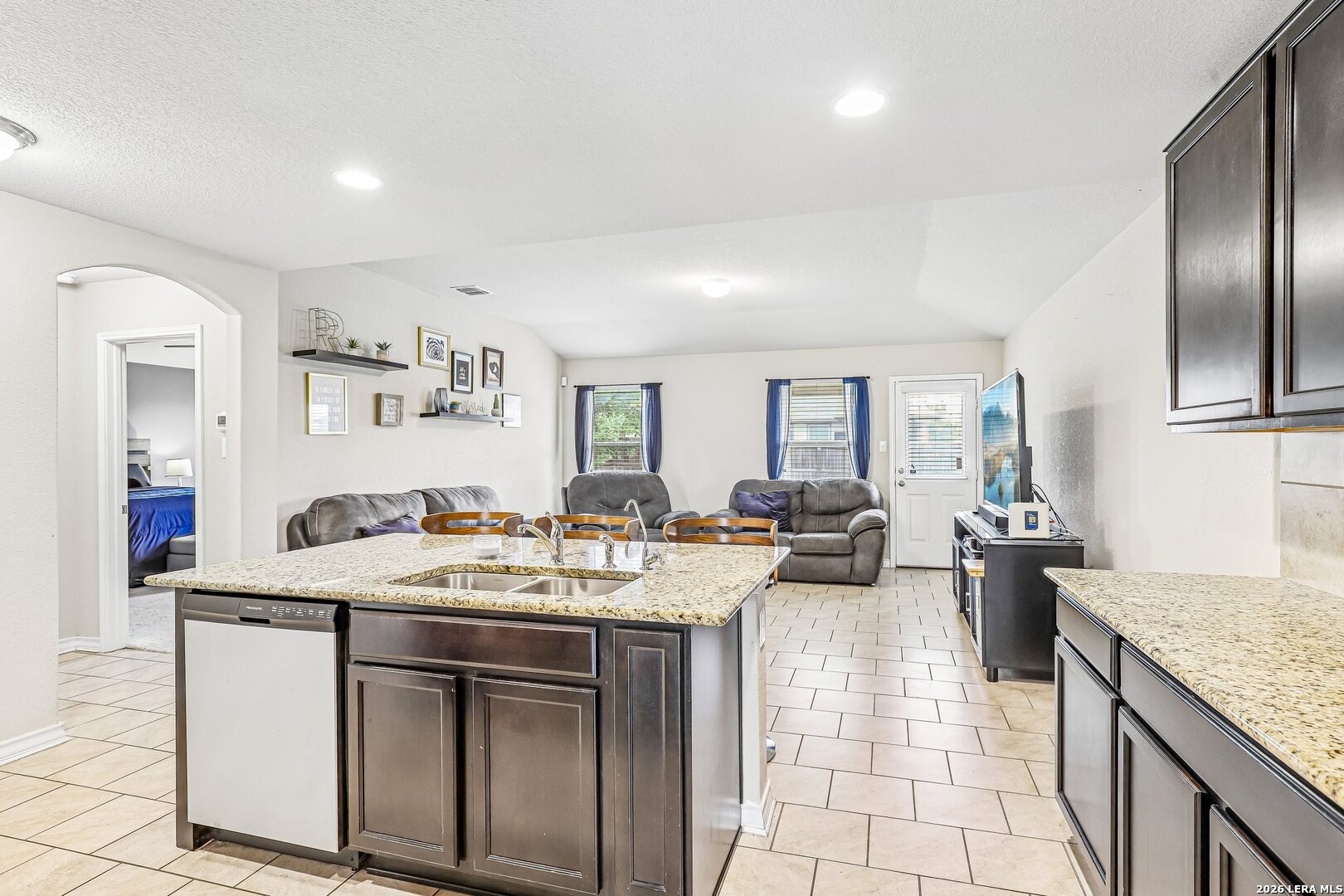 12335 Erstein Valley Selma TX 78154