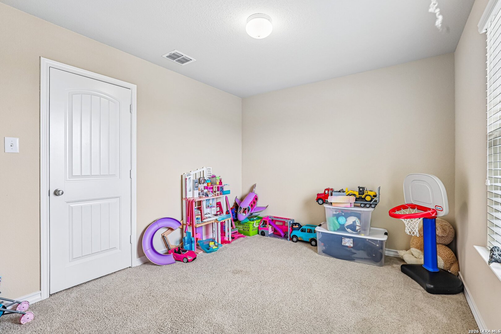 12335 Erstein Valley Selma TX 78154