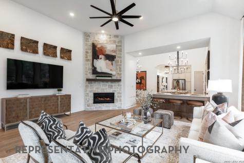 6986 Hallie Hunt Schertz TX 78154