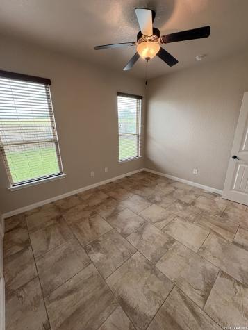 125 Abrego Run Drive Floresville TX 78114