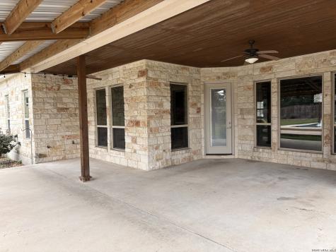 125 Abrego Run Drive Floresville TX 78114