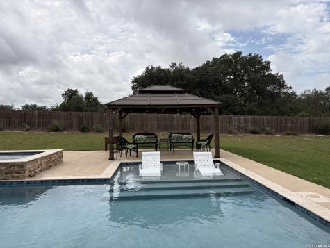 125 Abrego Run Drive Floresville TX 78114