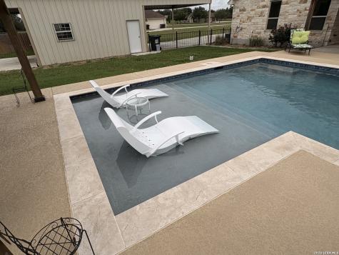 125 Abrego Run Drive Floresville TX 78114