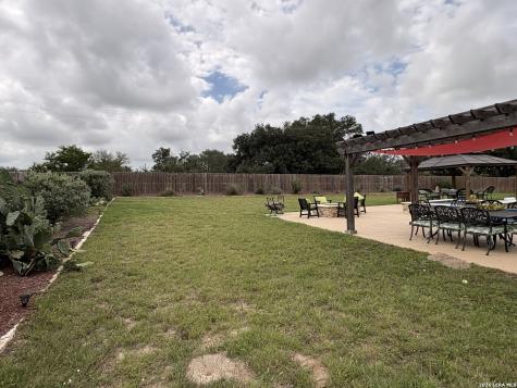 125 Abrego Run Drive Floresville TX 78114